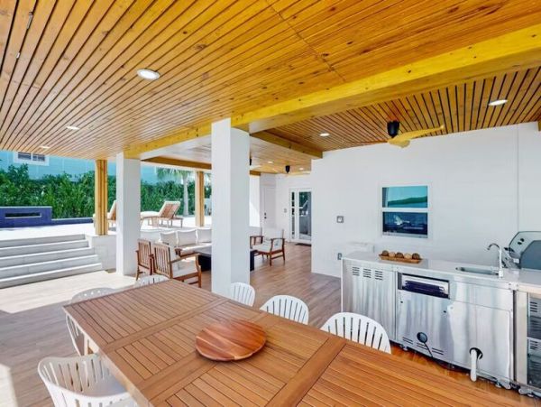 Waterfront Key Largo Gem with Pool and Fishing Pier