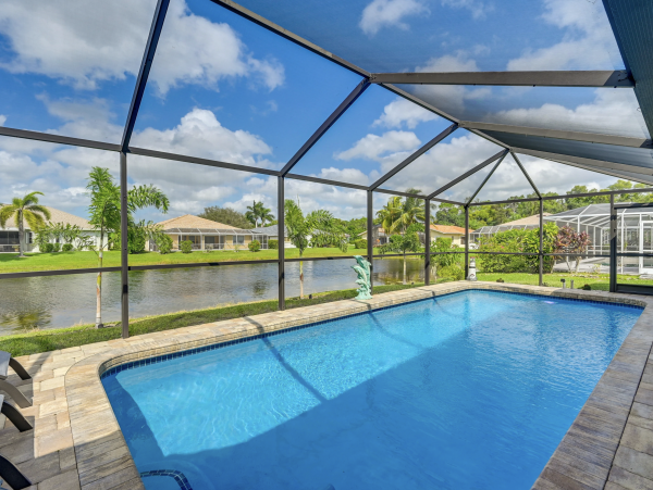 Luxury Naples New Addition to the Vacation Market