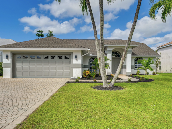Luxury Naples New Addition to the Vacation Market