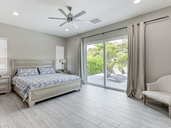 Dreamy Pool Home Marco with Amazing Furnishings & Hot Tub