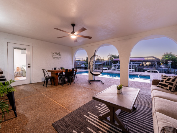 Luxury 5-Bed Bradenton Rental with Pool and Boat Dock