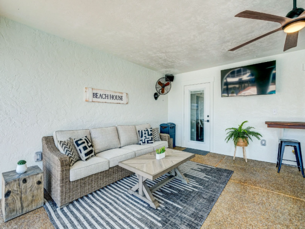 Luxury 5-Bed Bradenton Rental with Pool and Boat Dock