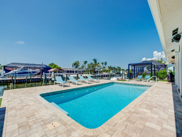 Luxury 5-Bed Bradenton Rental with Pool and Boat Dock