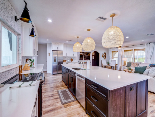 Luxury 5-Bed Bradenton Rental with Pool and Boat Dock