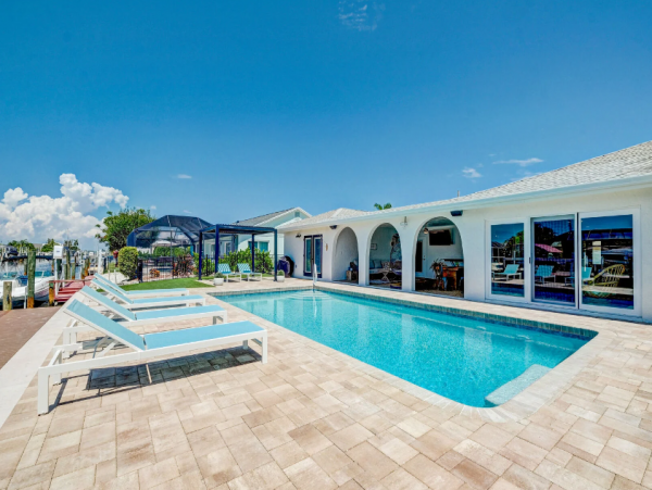Luxury 5-Bed Bradenton Rental with Pool and Boat Dock