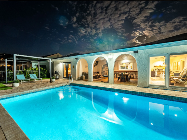 Luxury 5-Bed Bradenton Rental with Pool and Boat Dock