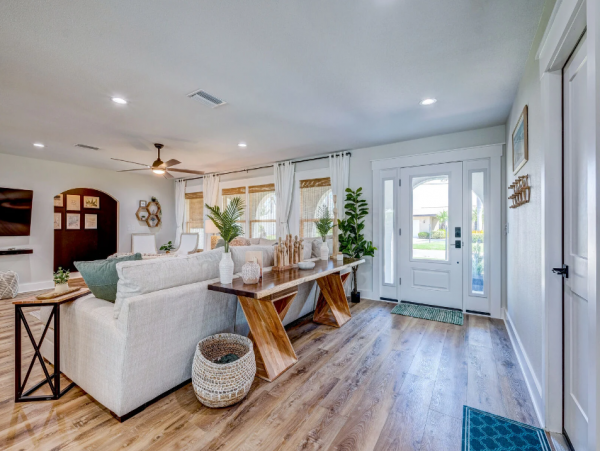 Luxury 5-Bed Bradenton Rental with Pool and Boat Dock