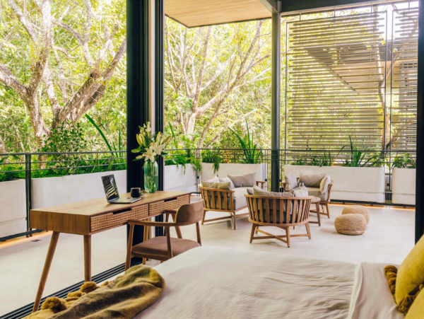 Luxury Vacation Rental with 3 Bedrooms & Short Walk to Beach