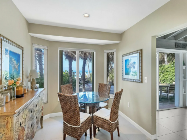 Cozy Vacation Rental Located on the Beach