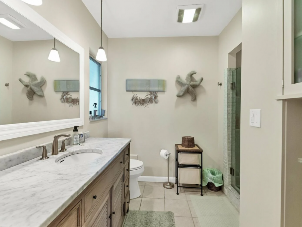 Cozy Vacation Rental Located on the Beach