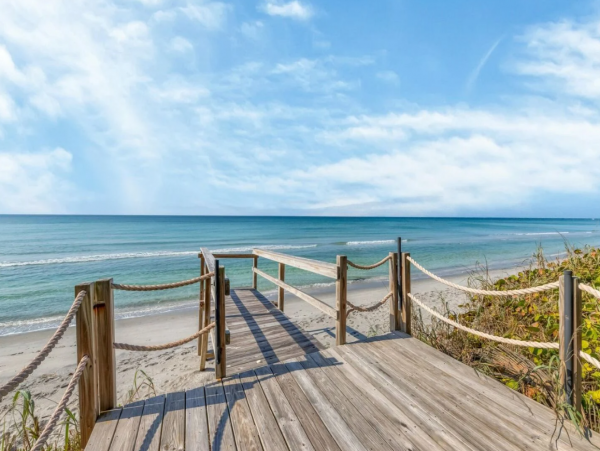 Cozy Vacation Rental Located on the Beach