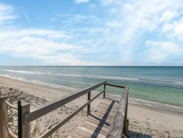 Cozy Vacation Rental Located on the Beach