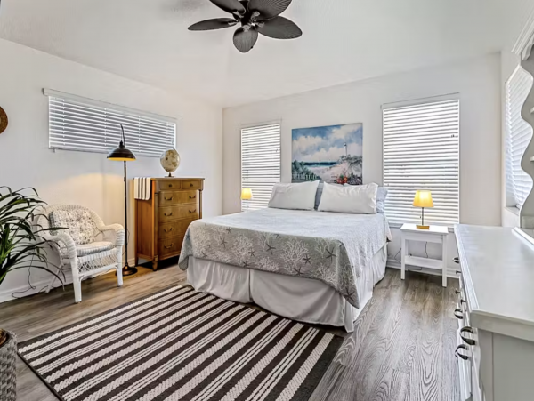 Great for Large Groups 2 Spacious Duplexes in Beautiful Englewood Fl