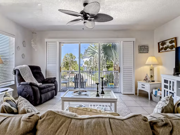 Great for Large Groups 2 Spacious Duplexes in Beautiful Englewood Fl