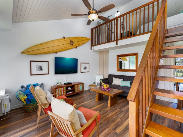 North Shore Oahu Luxury Accommodation Excellent Location & Price