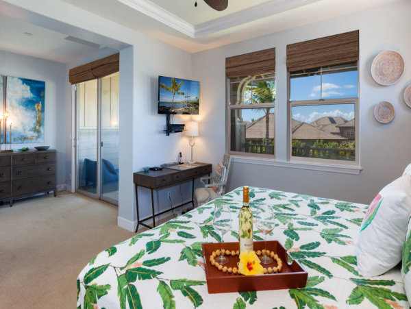 Exquisite Vacation Rental with 2 Bedrooms & Great Amenities