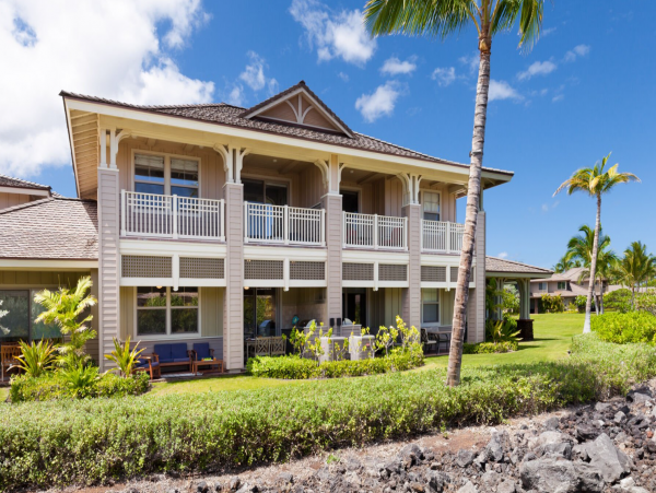 Exquisite Vacation Rental with 2 Bedrooms & Great Amenities