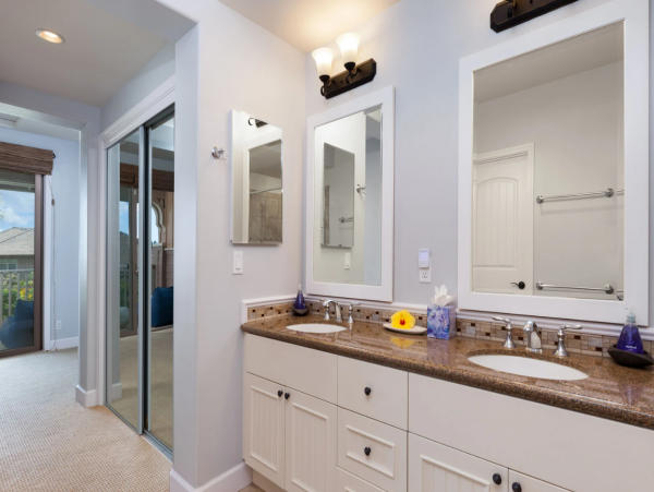 Exquisite Vacation Rental with 2 Bedrooms & Great Amenities