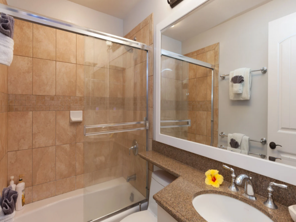 Exquisite Vacation Rental with 2 Bedrooms & Great Amenities