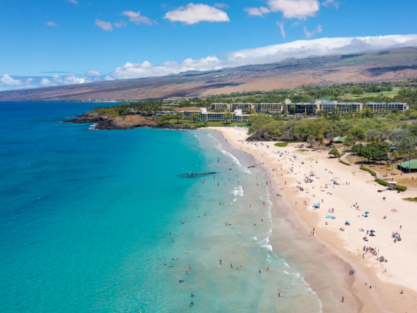Exquisite Vacation Rental with 2 Bedrooms & Great Amenities