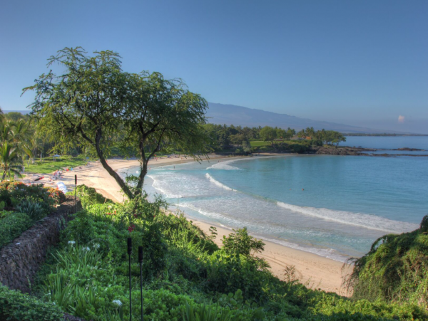 Family-Friendly Waimea Home with Beach Access