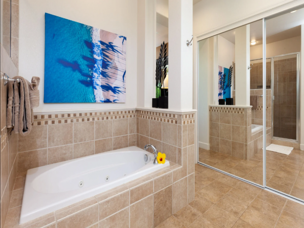 Family-Friendly Waimea Home with Beach Access