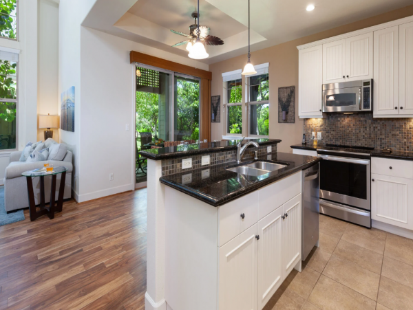 Family-Friendly Waimea Home with Beach Access