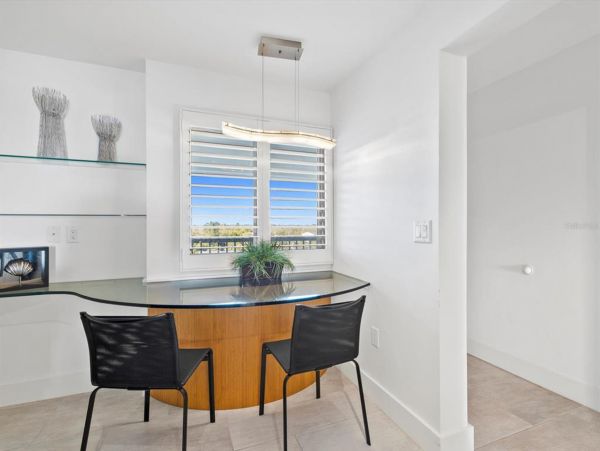 Lovely Vacation Rental in Siesta Key with Ocean Views