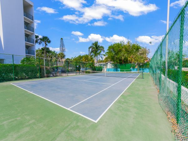 Lovely Vacation Rental in Siesta Key with Ocean Views