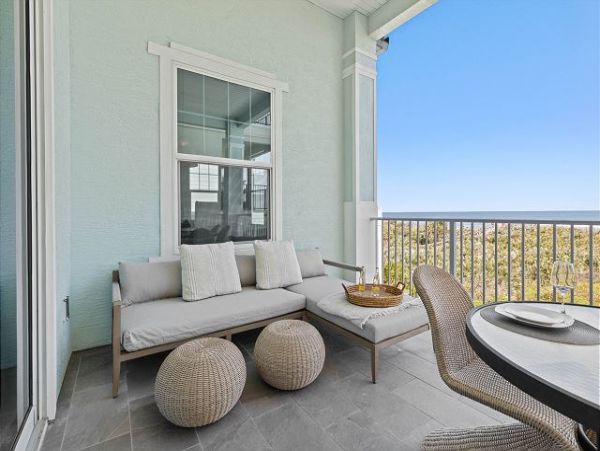 Luxurious Beach Home with Private & Communal Pool