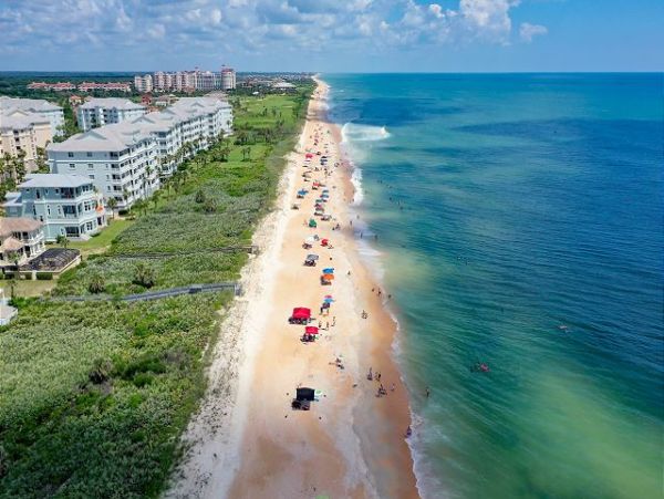 Luxurious Beach Home with Private & Communal Pool