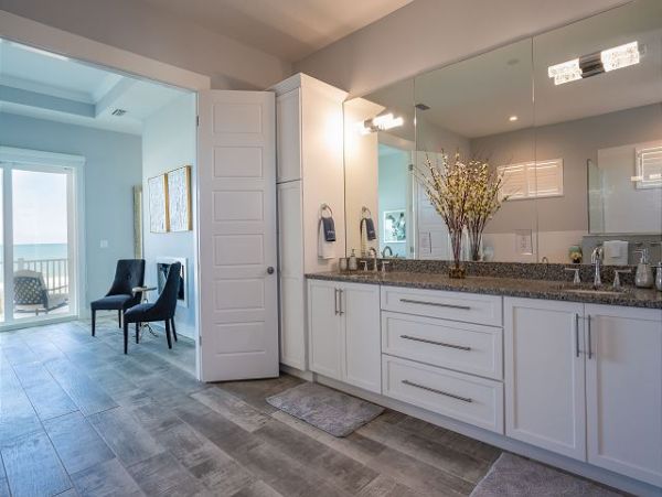 Spectacular 6-Bdm Beach Home with Pool Steps to the Beach in Cinnamon Beach