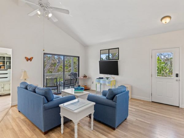 Spacious Cottage with 2 Bedrooms in Captiva Island