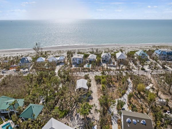 Spacious Cottage with 2 Bedrooms in Captiva Island