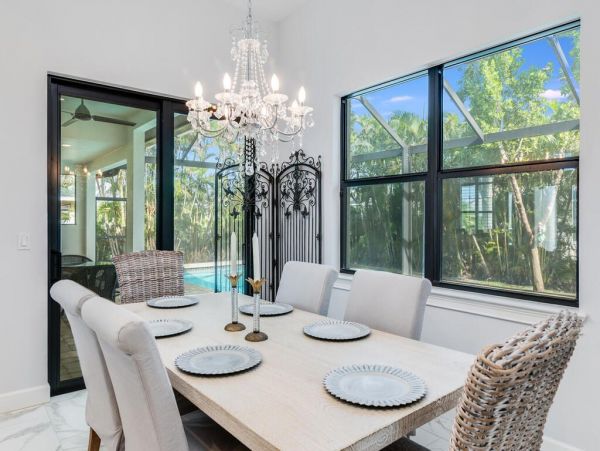 Stunning 3 Bed Plus Den Pool Home Contemporary Living in Marco Island
