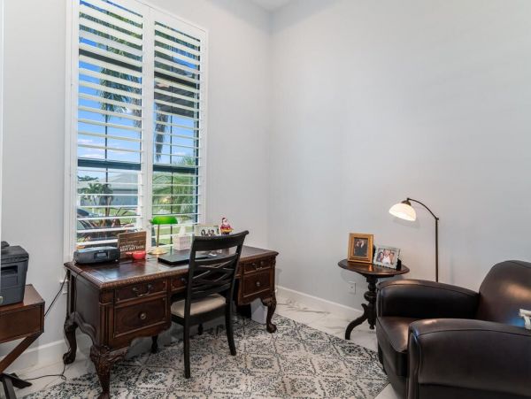 Stunning 3 Bed Plus Den Pool Home Contemporary Living in Marco Island