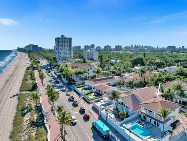 Fort Lauderdale Luxury Beachfront Vacation Home Four Bedroom Private Pool & Spa