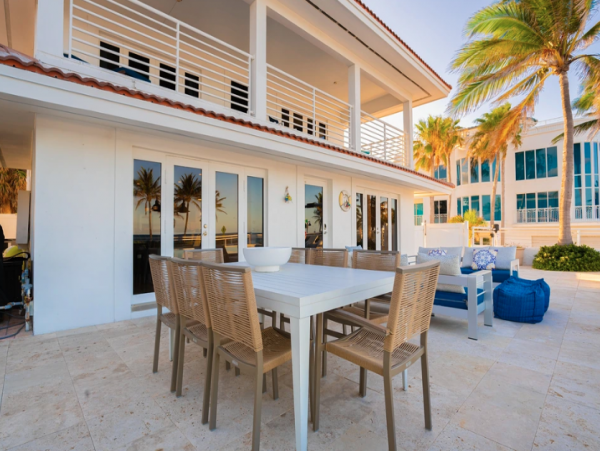 Fort Lauderdale Luxury Beachfront Vacation Home Four Bedroom Private Pool & Spa
