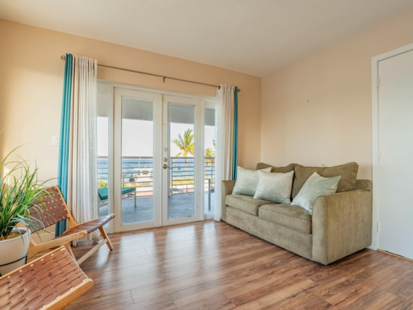 Fort Lauderdale Luxury Beachfront Vacation Home Four Bedroom Private Pool & Spa