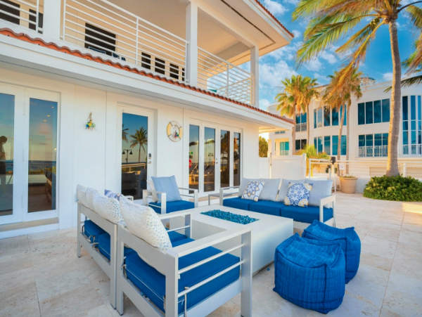 Fort Lauderdale Luxury Beachfront Vacation Home Four Bedroom Private Pool & Spa