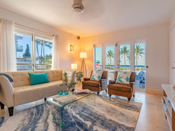 Fort Lauderdale Luxury Beachfront Vacation Home Four Bedroom Private Pool & Spa