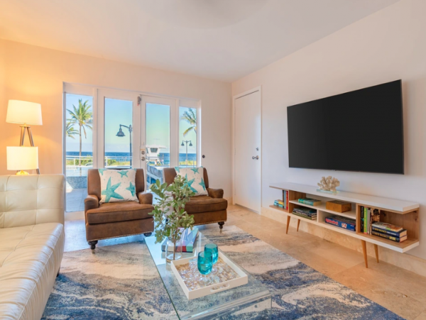 Fort Lauderdale Luxury Beachfront Vacation Home Four Bedroom Private Pool & Spa