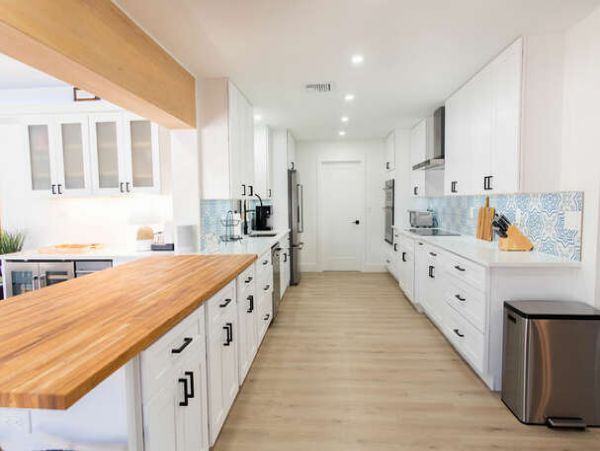 Dream Vacation Home with Pool & Spa in Naples Park Sleeps 8 Guests