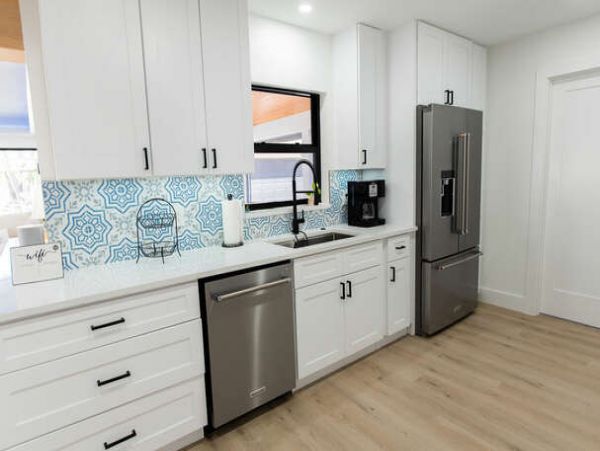 Dream Vacation Home with Pool & Spa in Naples Park Sleeps 8 Guests