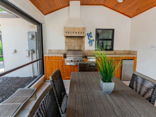 Dream Vacation Home with Pool & Spa in Naples Park Sleeps 8 Guests
