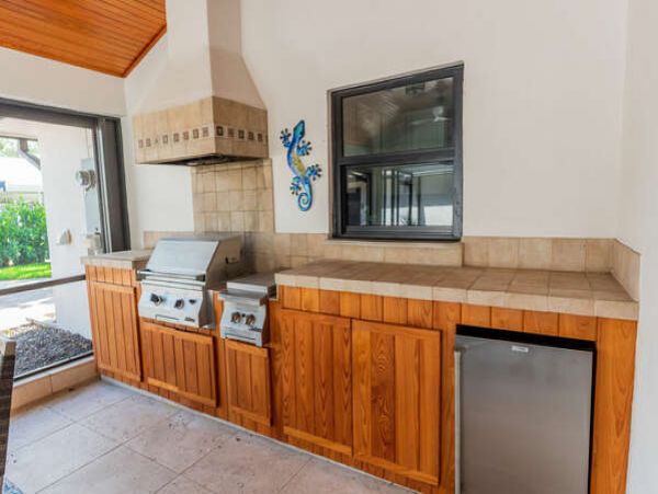 Dream Vacation Home with Pool & Spa in Naples Park Sleeps 8 Guests