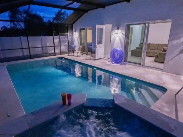 Luxury Four Bedroom Vacation Rental Home in Naples
