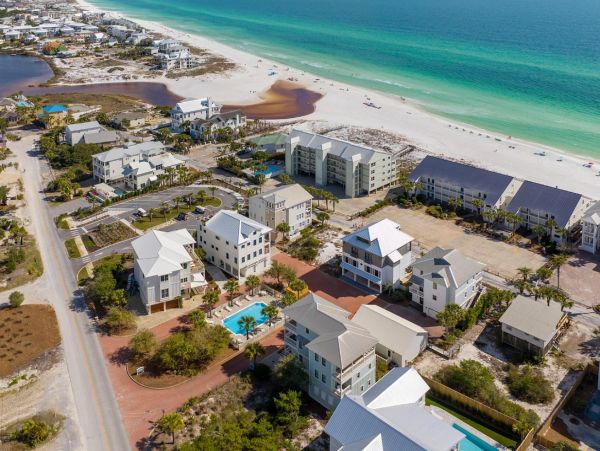 Stunning Five Bedroom Vacation Rental Home in Seagrove Beach