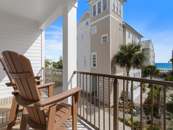 Stunning Five Bedroom Vacation Rental Home in Seagrove Beach