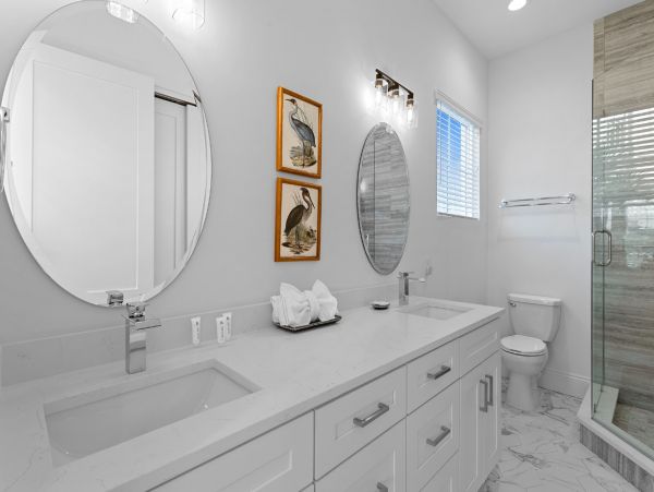 Stunning Five Bedroom Vacation Rental Home in Seagrove Beach